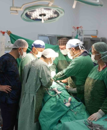 Malatya’da 3 cm’lik Böbrek Tümörü Başarıyla Alındı
