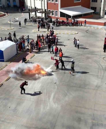 Sivas’ta Gerçeği Aratmayan Acil Durum Tatbikatı