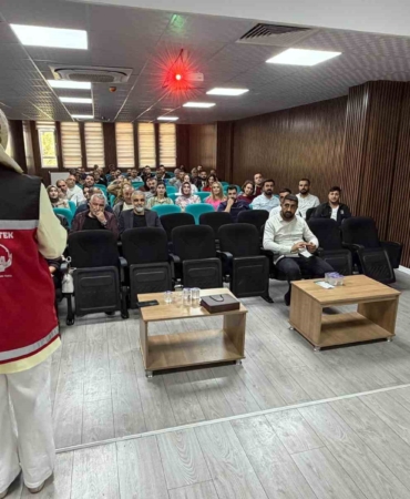 Siirt’te Koruyucu Aile Eğitimi Düzenlendi