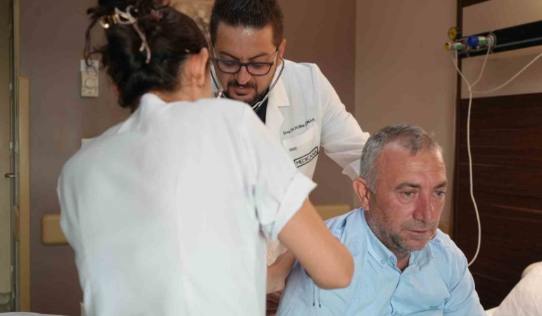 Nadir Tümör Bronkoskopik Kriyoterapi ile Yenildi
