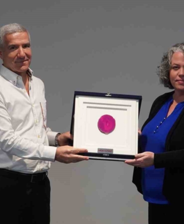 İEÜ Medical Point’te Stanford ile İş Birliği