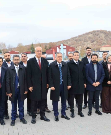 Bingöl’e 5 Yeni Ambulans ve UMKE Araçları Tahsis!