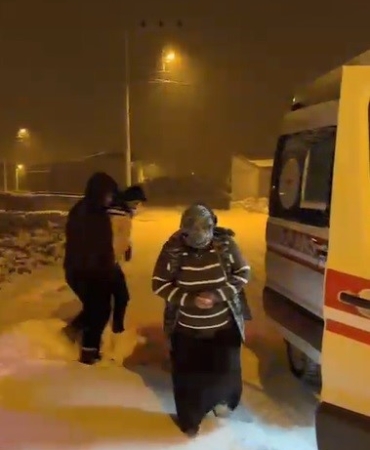 Kar Engeline Rağmen Hasta Vatandaşa Ulaşım