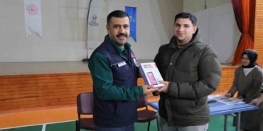 Hatay’da Öğrencilere Burs ve Tablet Desteği!