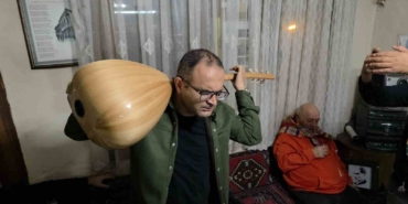 İsmail Barış’tan Sazda Şaşırtan Teknik!