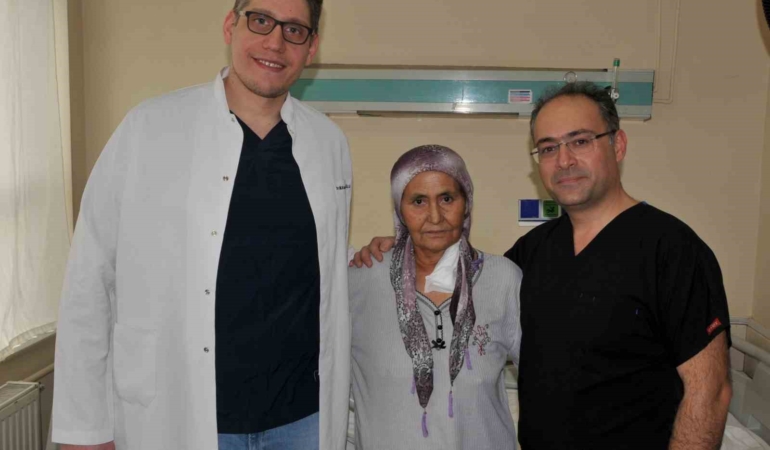 Yemek Borusu Kanseri: Yeni Hayat İçin Ameliyat!