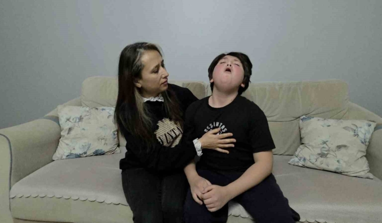 8 Yıldır Dinmeyen Öksürük, 12 Yaşındaki Çocuğu Bitirdi
