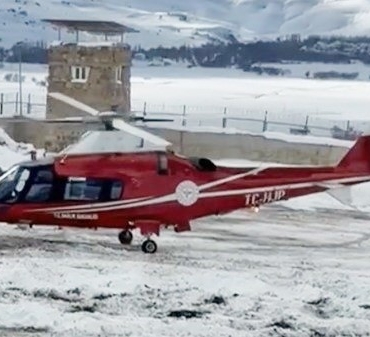 Varto’da Asfiksi Geçiren Bebek, Helikopterle Sevk Edildi