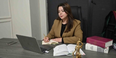 Yapay Zeka Hukukta Uydurma Kararlar Üretiyor!