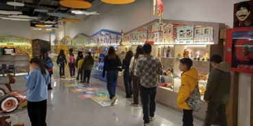Gençler Bilimle Buluştu: Eğlenceli Deneyimler