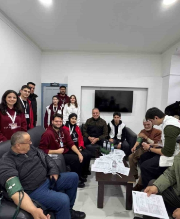 Altunhisar’da Sağlık Sokağı Projesi İlgi Gördü