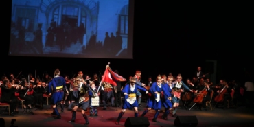 Balıkesir’de Atatürk Ezgileriyle Sanat Şöleni