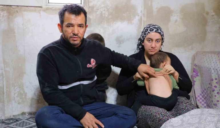Bebeğin Vücudundan Zımba Teli Çıktı! Aile Şikayetçi