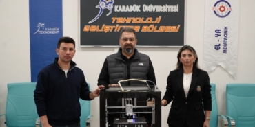 Karabük Üniversitesi’nden Zeki PCB Üretim Makinesi
