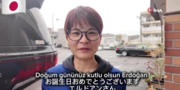 Türk Gençten Erdoğan’a Çok Dilli Doğum Günü Kutlaması