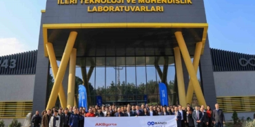 BUÜ’de Teknoloji ve Etki Merkezi Açıldı!
