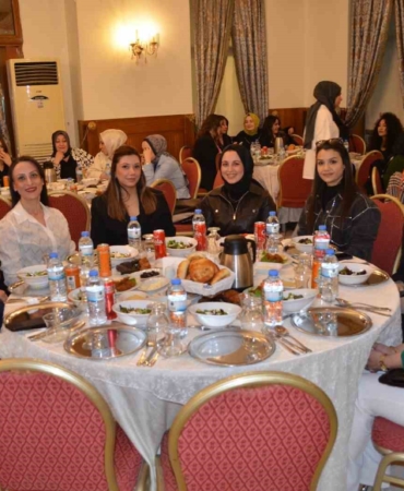 Sağlık Çalışanları İftarda Bir Araya Geldi