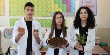 Öğrencilerden Çay Atığından Antibakteriyel Kaplama!