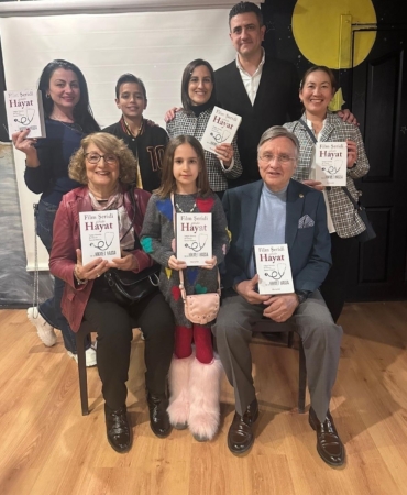 Prof. Dr. Hikmet Hassa’dan Hayat Dolu Kitap