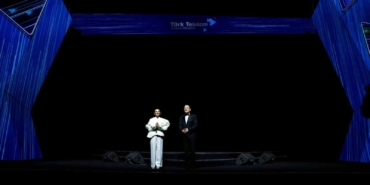 5G ile Müslüm Gürses, Hologramda Yeniden Sahneye