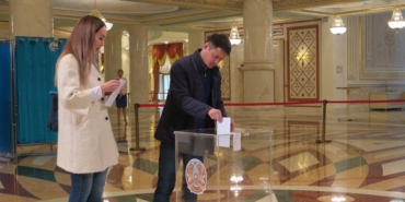 Kazakistan Yeni Anayasa İçin Sandık Başında