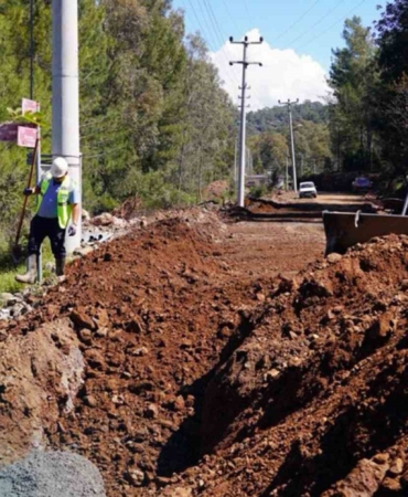 Muğla’da Su Hattı Yenileme Çalışmaları Devam Ediyor