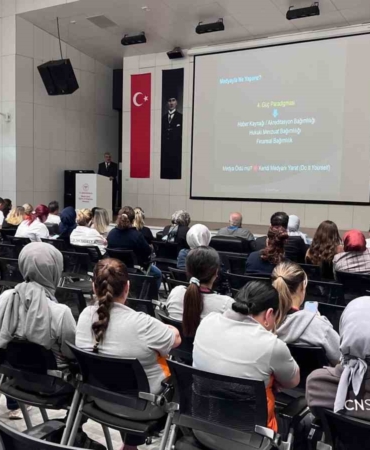 Dijital Çağda Sağlık Bilgisi ve Okuryazarlık