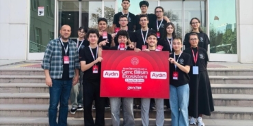 Aydınlı Öğrenciler GençTek Zirvesi’nde Temsil Ediyor