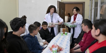 Silifke’de aşhaneden her gün yüzlerce kişiye sıcak yemek desteği