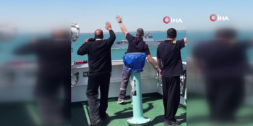 Süveyş Kanalı’nda Türk Denizcilerden Gurur Anları!