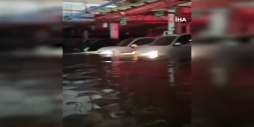 Çin Güneyi Rekor Yağışlarla Sarsıldı!