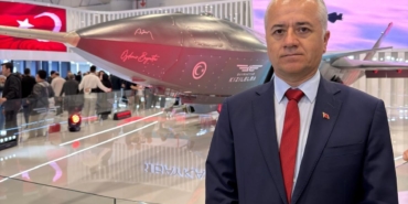 Özköse, SAHA 2026 Fuarı’nda Savunma Sanayisini İnceledi