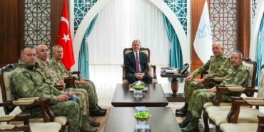 2’nci Ordu Komutanı Topaloğlu’ndan Hakkari Ziyareti