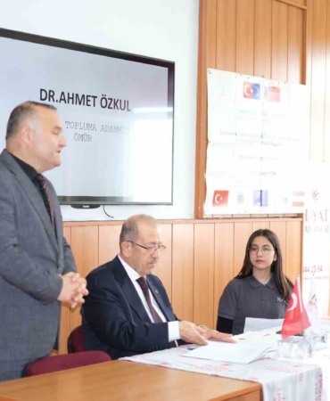 48 Yılın Tecrübesi Kütahya’da Gençlerle Buluştu