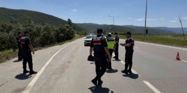 Jandarma’dan Bayram Sürprizi: Çikolata İkramı!