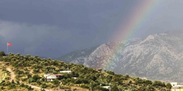 Türk Bayrağı ve Gökkuşağı Aynı Karede Buluştu!