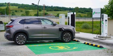 BARÜ’de Elektrikli Araç Şarj İstasyonu Açıldı!