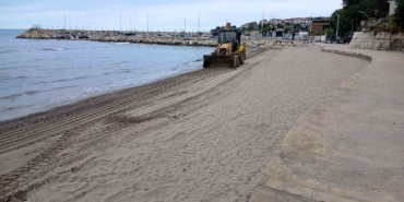 Kandıra Sahillerinde Bayramda 39 Ton Atık Temizlendi