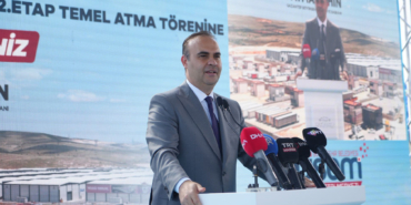 Bakan Kacır: “Türkiye olarak tarih sahnesine eskisinden çok daha kuvvetli ve çok daha iddialı çıkıyoruz”