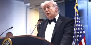 Trump: İran ile Görüşmeler Devam Ediyor